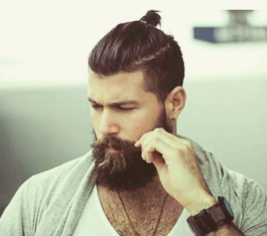 uzun saçlar için sakal